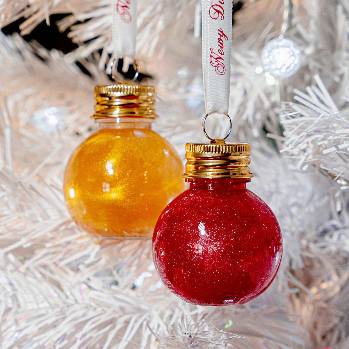 Christmas Gin Baubles 2pk Red and Gold - Newy Distillery