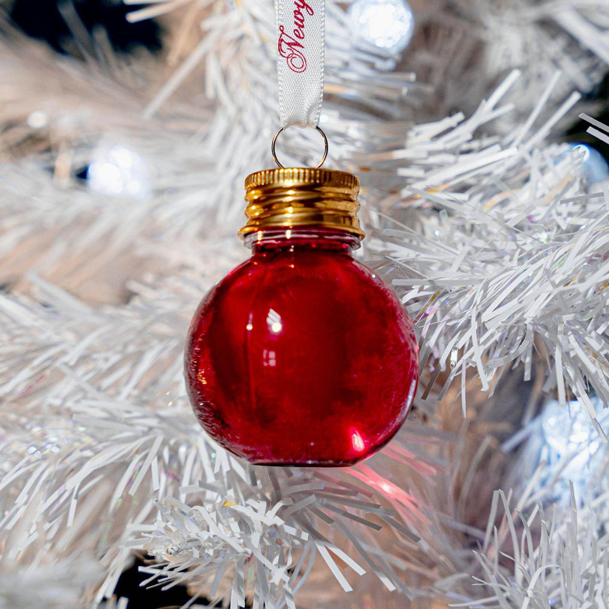 Christmas Flavoured Vodka Baubles 6 Pk - Newy Distillery