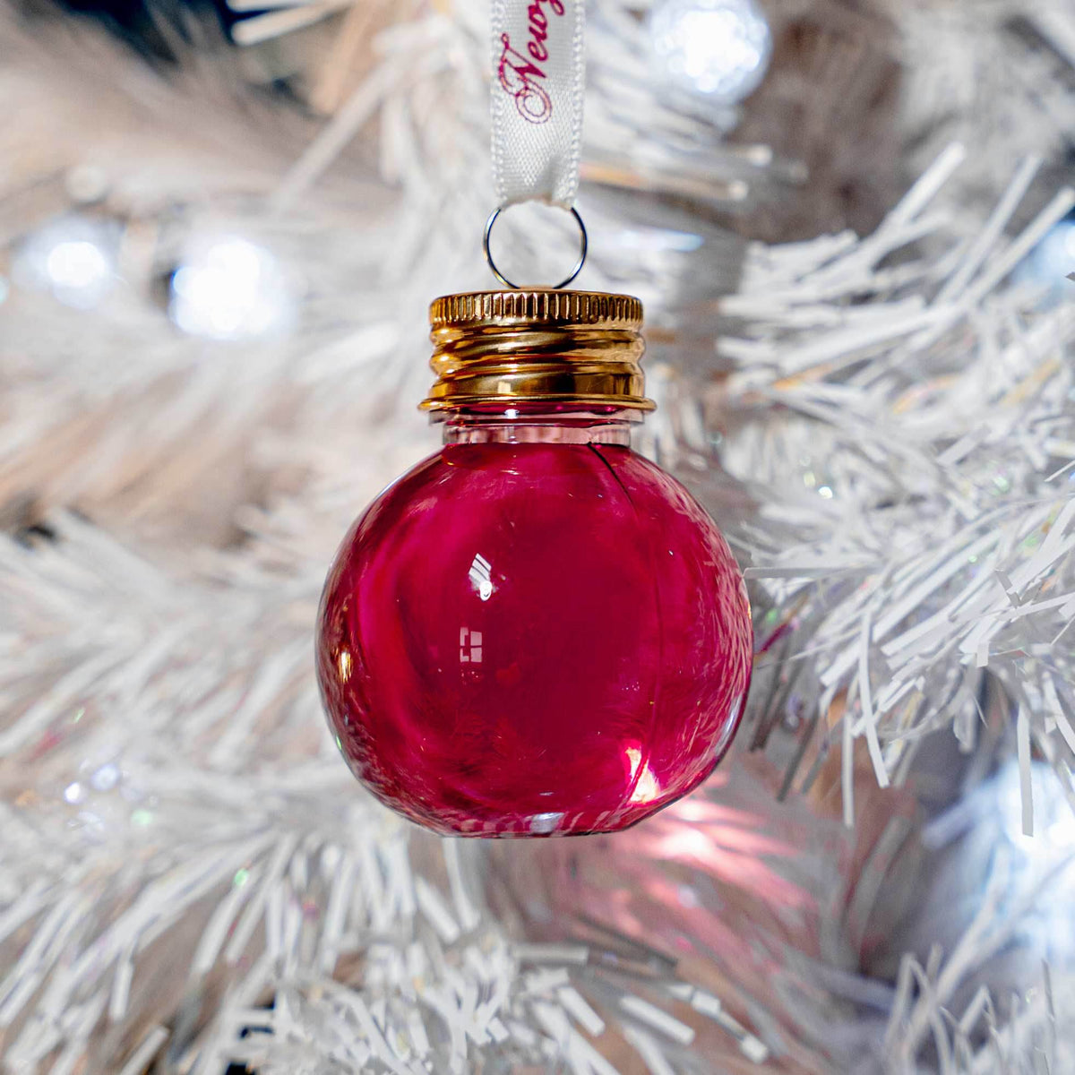 Christmas Flavoured Vodka Baubles 6 Pk - Newy Distillery